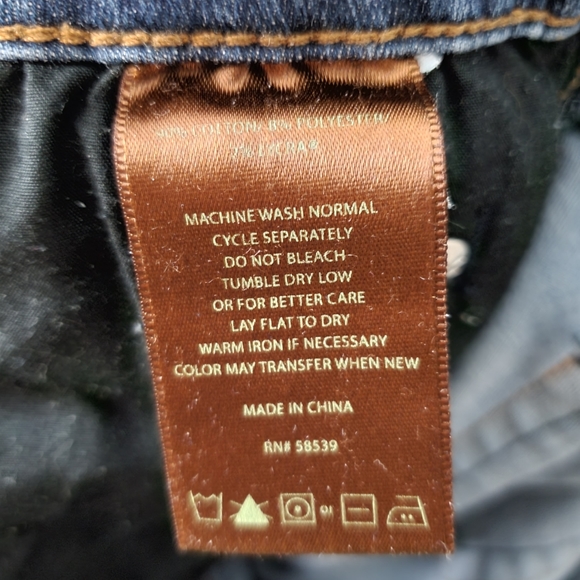 Kut From The Kloth Womens Jeans Flare style kp258mc9n size 12 - Picture 9 of 10